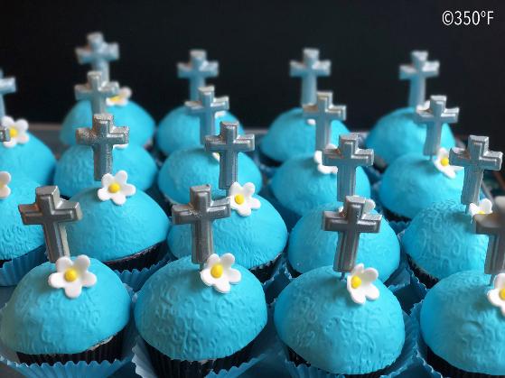 first communion cupcakes