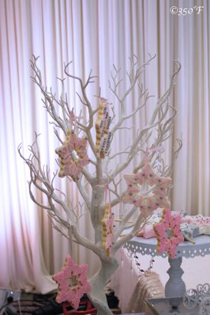 Snowflake cookies looking pretty on a Winter Wonderland dessert table